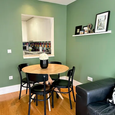 Design Flat In Principe Real Apartment