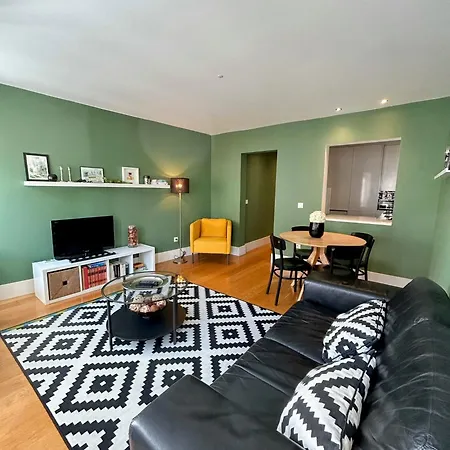 Design Flat In Principe Real * Lisbon